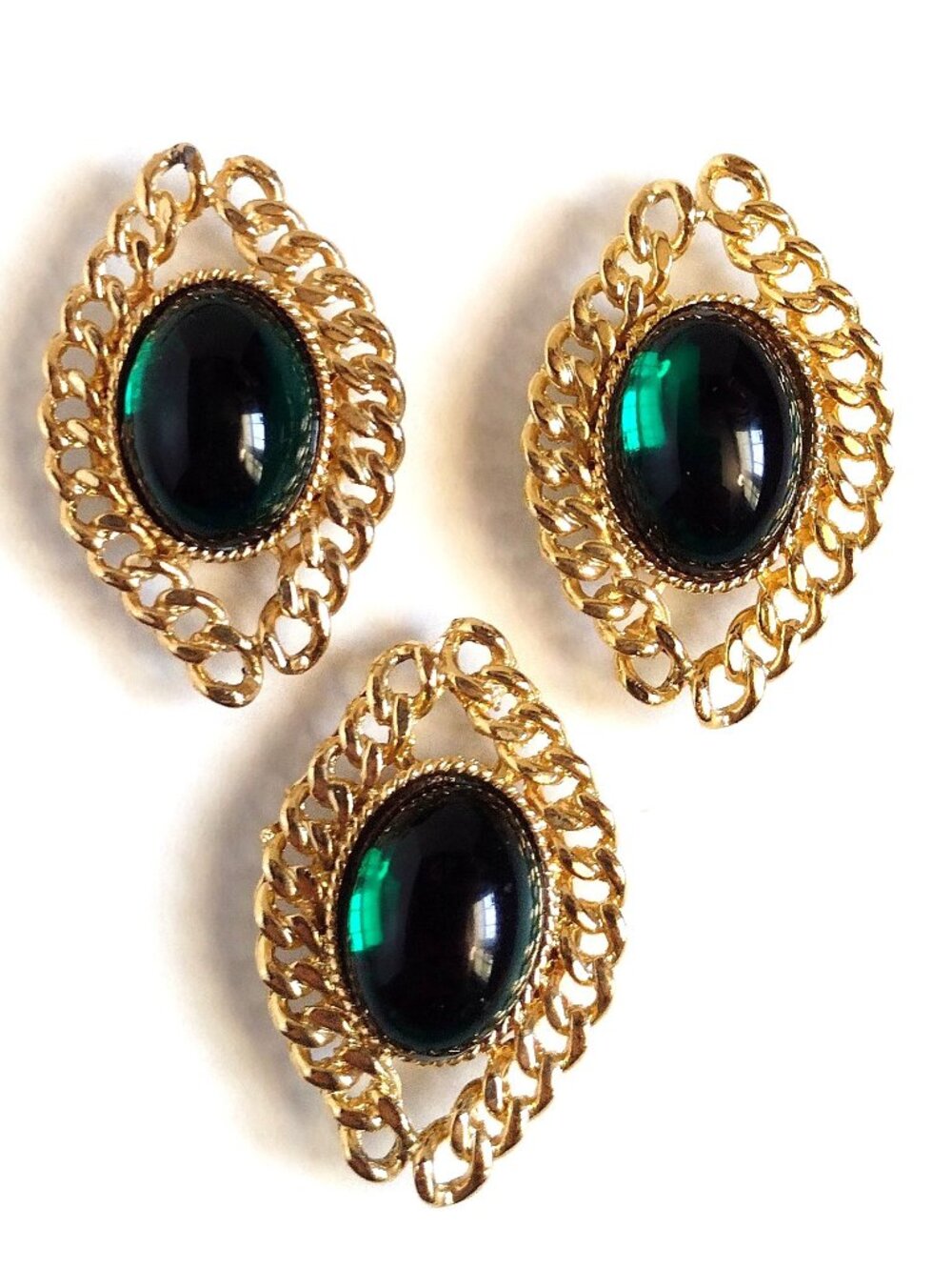 Vintage Metal Button Covers, Goldtone Chain Loop Bezel Green Cabochon, 1.5" x 1"